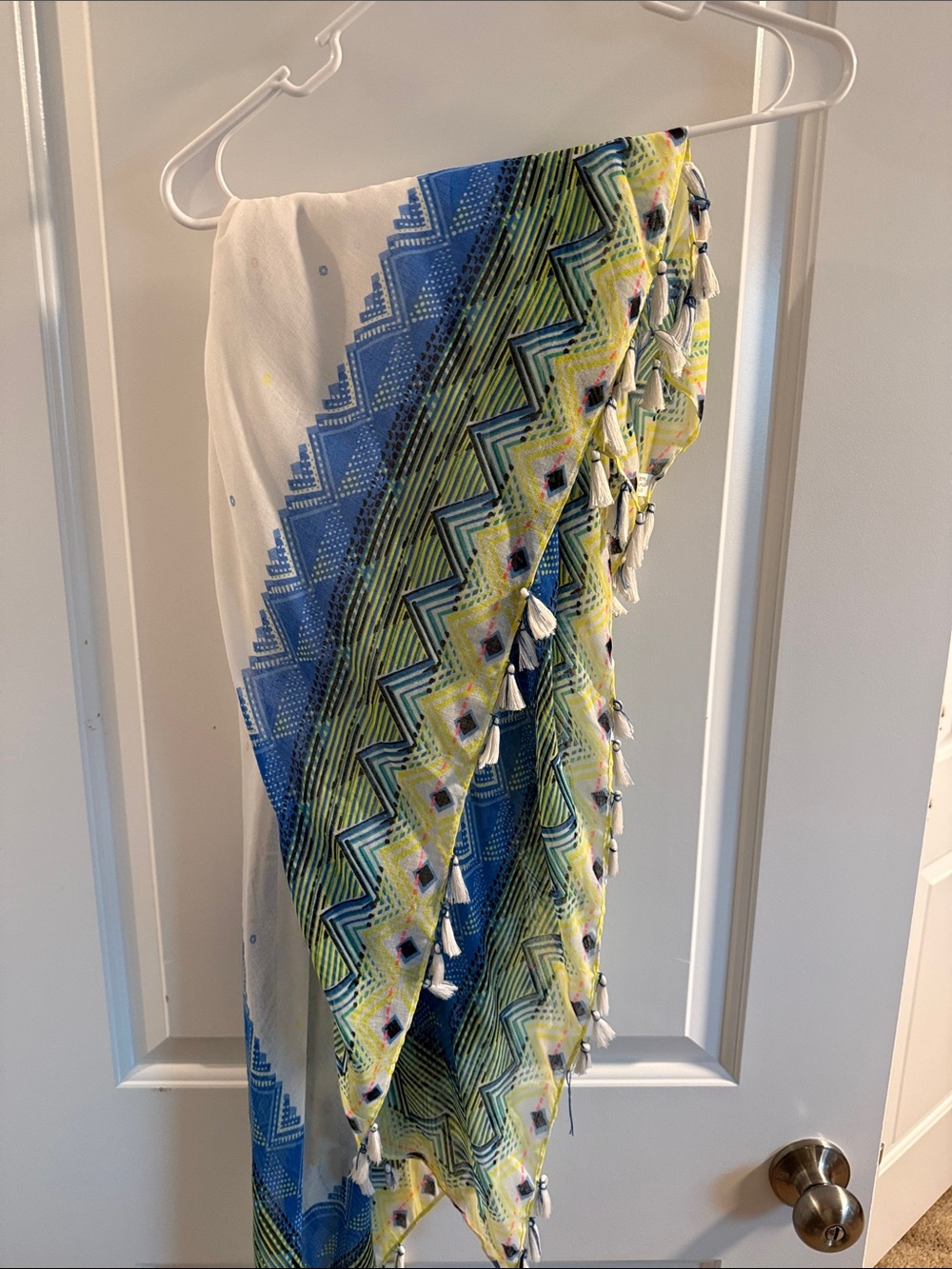 🥳 5 for $25 BUNDLE Blue, Green and White Geometric Tassel Festival Scarf Wrap